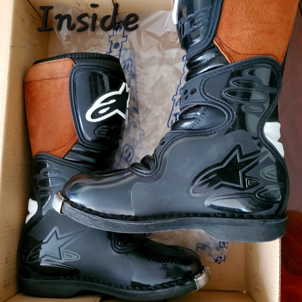 Alpinestars Tech 4S Boots.  Save $$ buying these Like New Riding Boots! Unisex